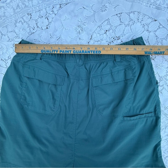 Duluth Trading Co. Teal Casual Skort. Front and back Pockets size 16W - Picture 10 of 12